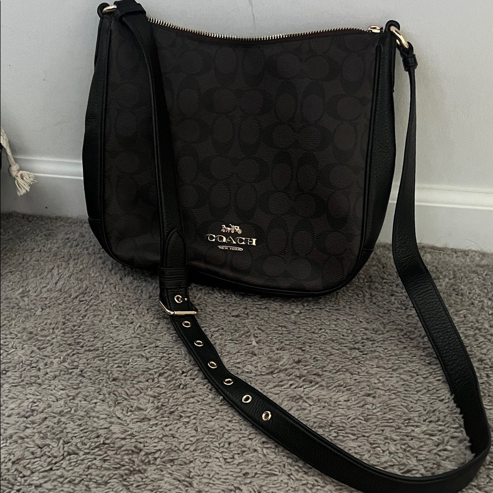 Coach Black and Brown Shoulder Bag